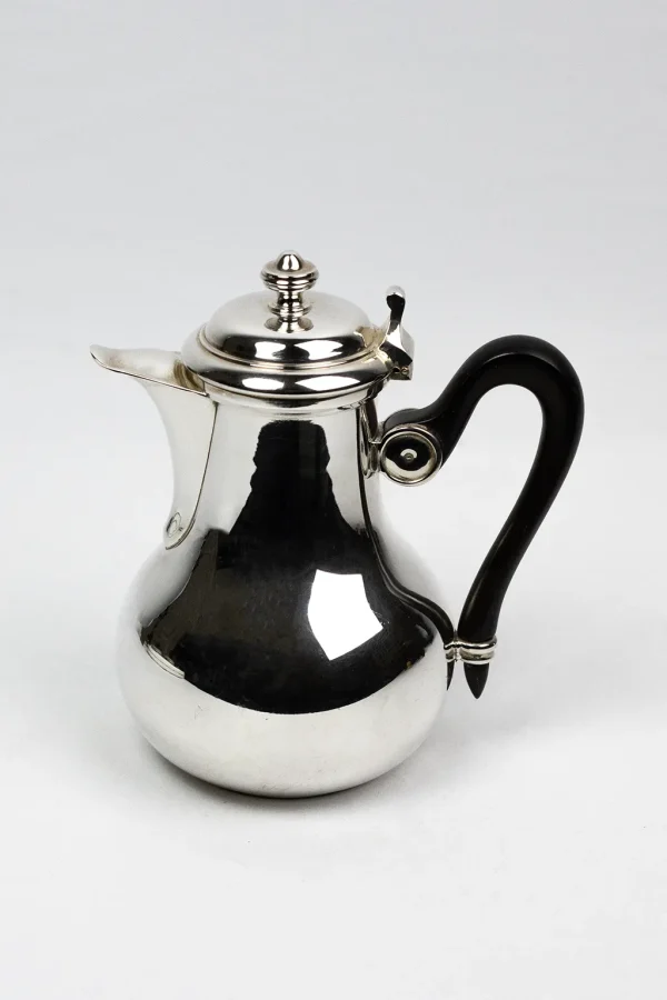 Cafetière égoïste Christofle Gallia modèle Bagatelle en métal argenté – vue de profil