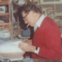 Jacques Blin dans son atelier, issu du livre Histoire de l'atelier Jacques Blin